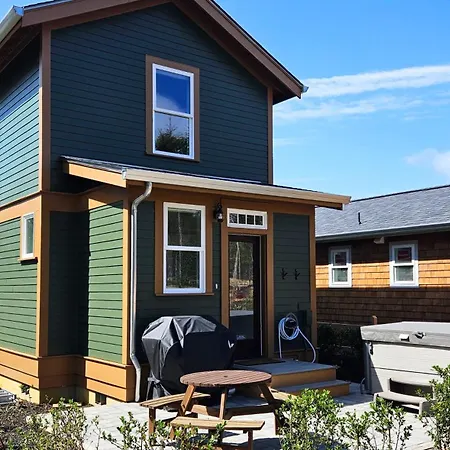 A Tree House By Seabrook Hospitality Villa